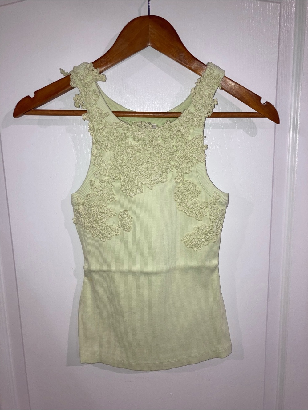 Anthropologie Yellow Lace Appliqué Ribbed Tank Top - size XS